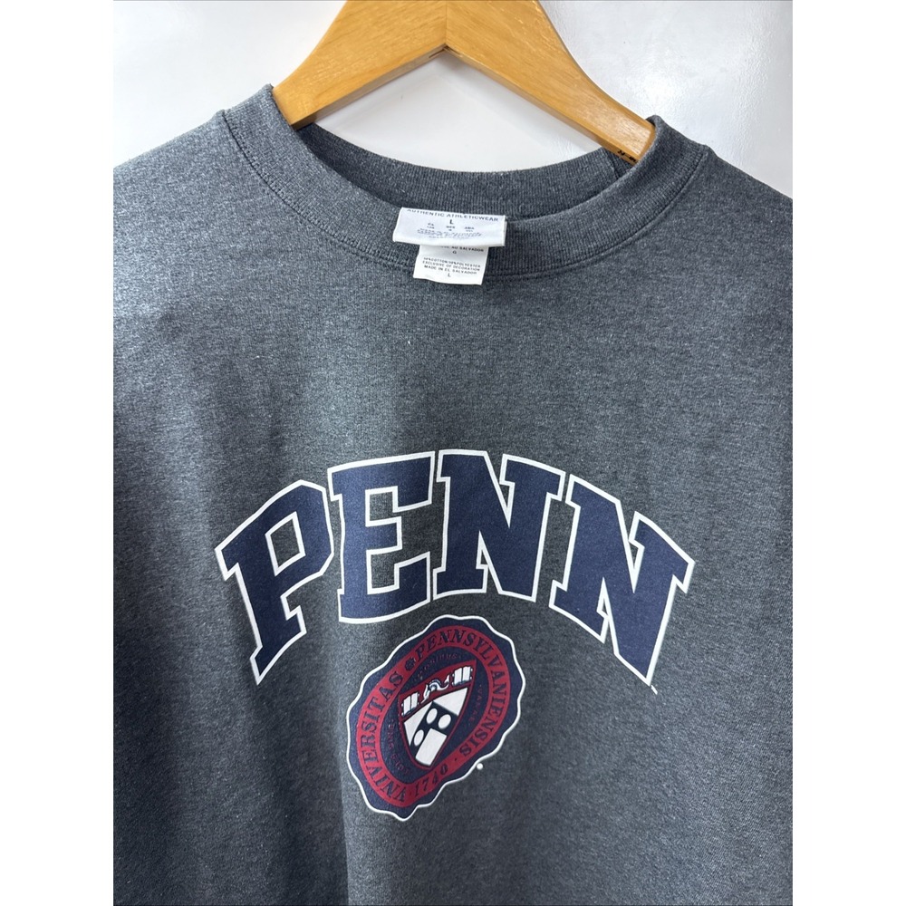 University Of Pennsylvania - Champion Crewneck Sweatshirt - Large Grey